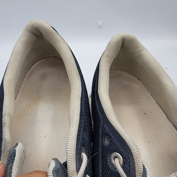 On Cloud Running Swiss Engineering Mens 9.5 Blue Athletic Outdoor Shoes Sneakers main image 12